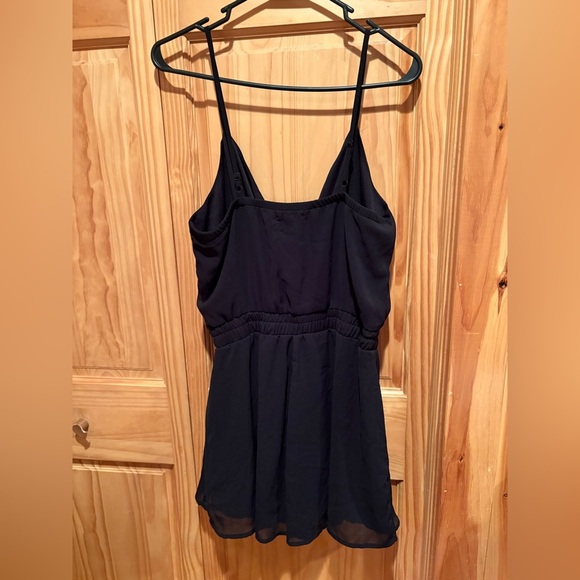 Trixxi Black Flowy Tie-Front Crossover Romper - Picture 2 of 15